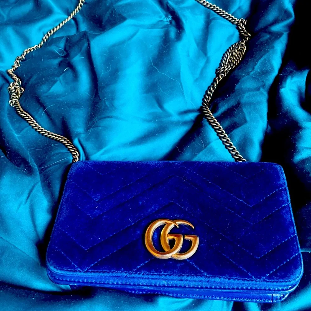 Gucci velvet bag - Picture 1 of 4